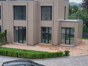 Продается вилла на первой линии моря в закрытом охраняемом комплексе — Find off-plan property or real estate resale directly from developers and owners GEOLN.GE. Photo 5