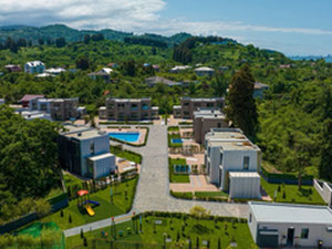 Продается вилла на первой линии моря в закрытом охраняемом комплексе — Find off-plan property or real estate resale directly from developers and owners GEOLN.GE. Photo 2