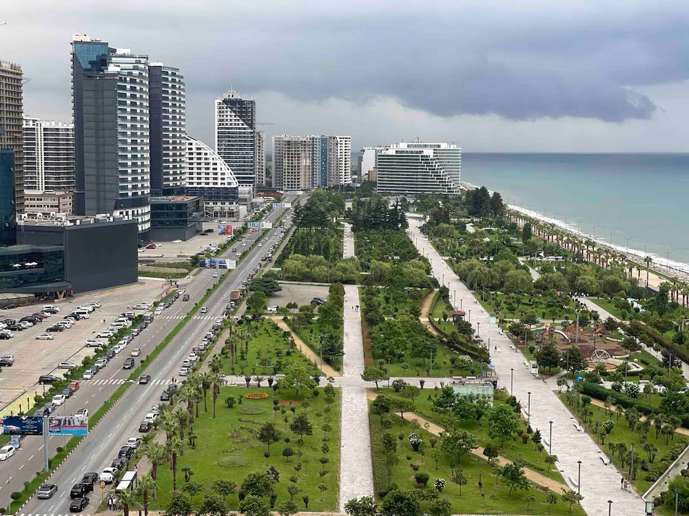 Видовые апартаменты с роскошным видом на парк и море  — Find off-plan property or real estate resale directly from developers and owners GEOLN.GE. Photo 1