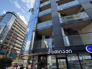 Продуманная квартира с качественным ремонтом — Find off-plan property or real estate resale directly from developers and owners GEOLN.GE. Photo 4